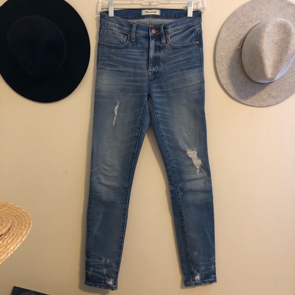 Madewell destructed hem Cliff wash